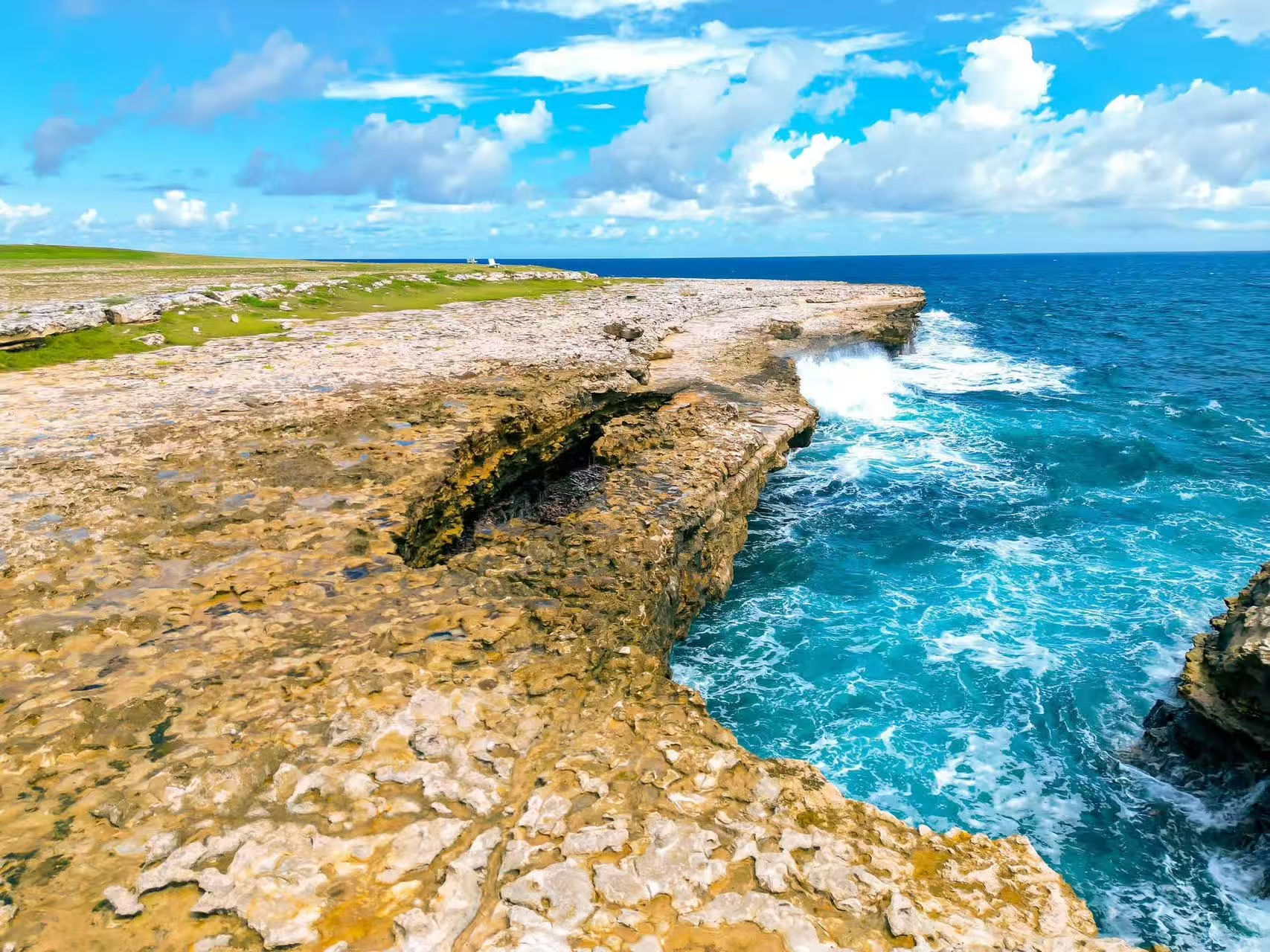 Antigua coastal rock formations